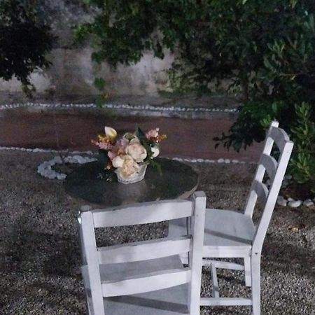 Il Giardino Del Casciar Bed & Breakfast กัสเตลโวลตูร์โน ภายนอก รูปภาพ